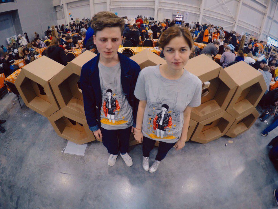 На Comic Con можно купить футболку по мотивам песни Оксимирона - Изображение 1 На Comic Con можно купить футболку по мотивам песни Оксимирона - Изображение 1
