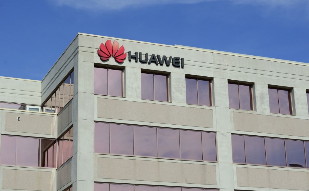 Волна отказов нарастает: работать с Huawei отказалась Panasonic, а Toshiba приостановила поставки | SE7EN.ws - Изображение 1